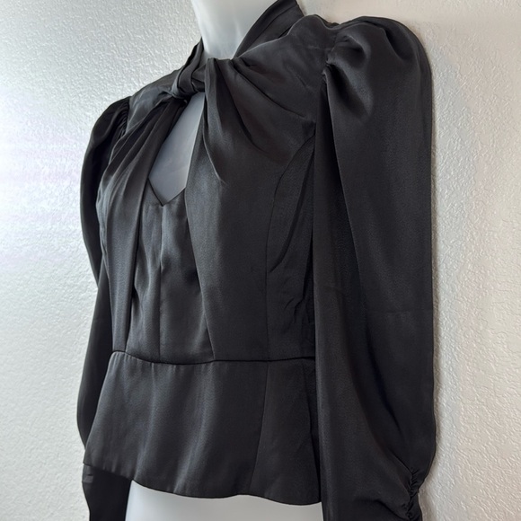 ASTR the Label Black Twist Mock Neck Cutout Peplum Top Size Small NWT - Picture 10 of 14